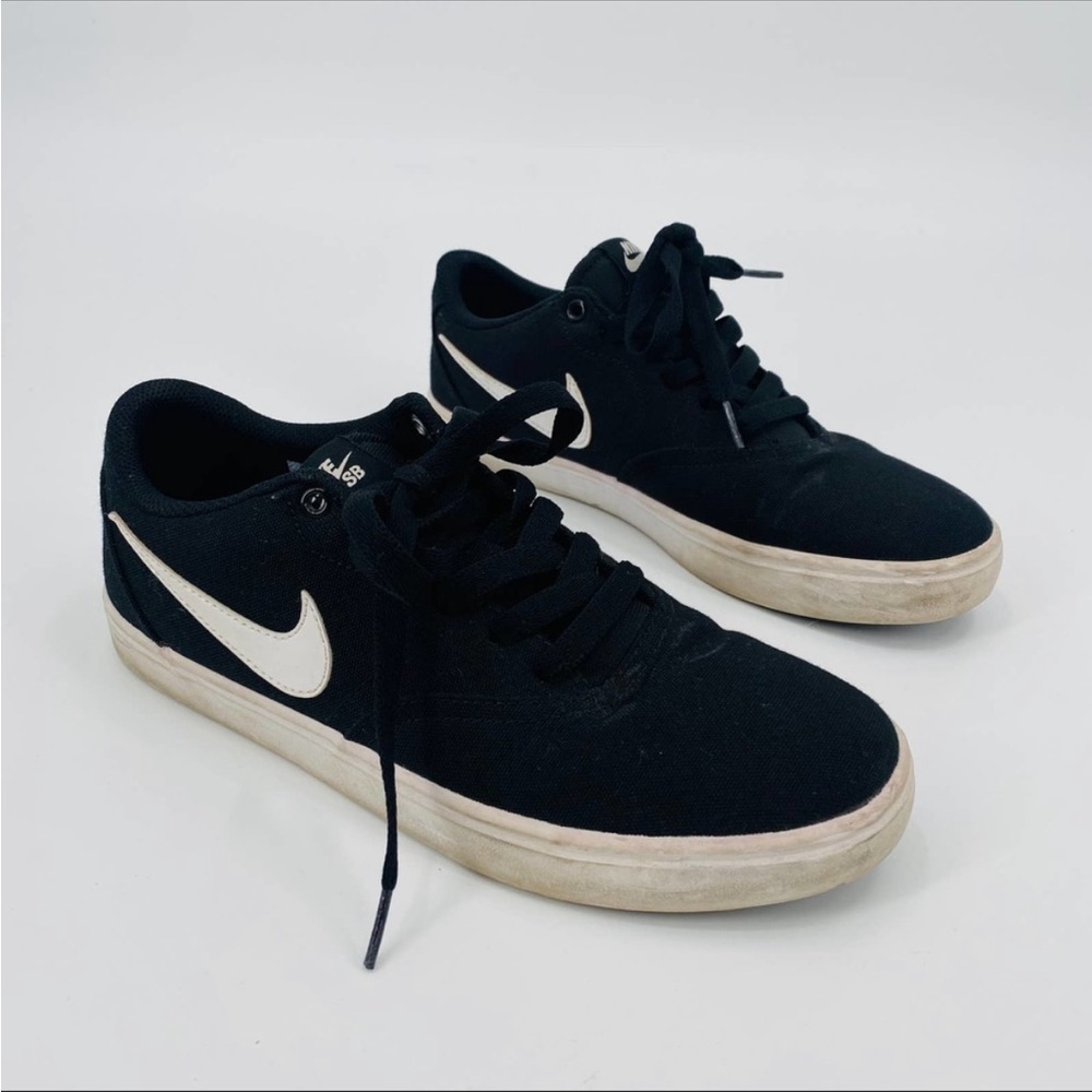 Women’s Nike 8 SB Check Solar Canvas Sneakers Black